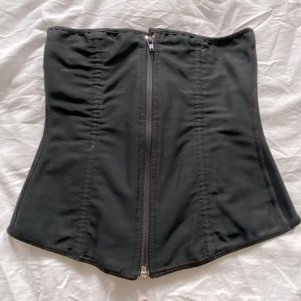 Waist trainer